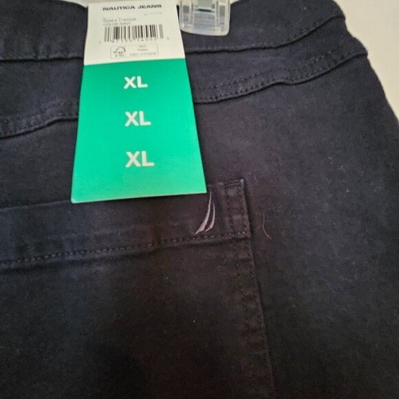 Nautica Jeans Women's Navy‎ Blue Casual Shorts Size XL NWT - Picture 4 of 8